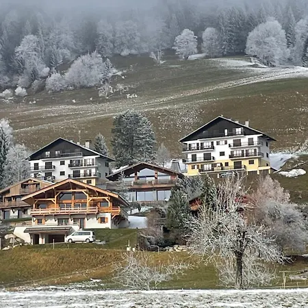 Les Du Mont Blanc Apartment Megeve